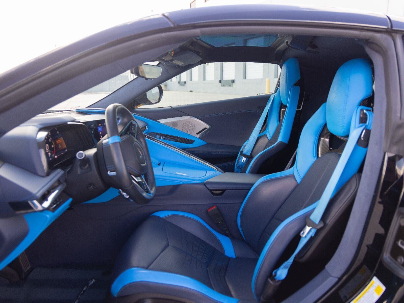 Used 2020 Chevrolet Corvette Stingray Premium Cpe w/ 3LT Preferred Equipment Group RWD image 21