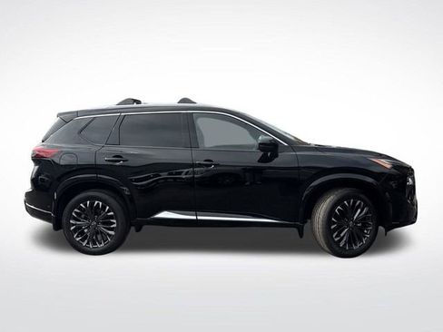 New 2026 Nissan Rogue Platinum w/ Platinum Premium Package image 3