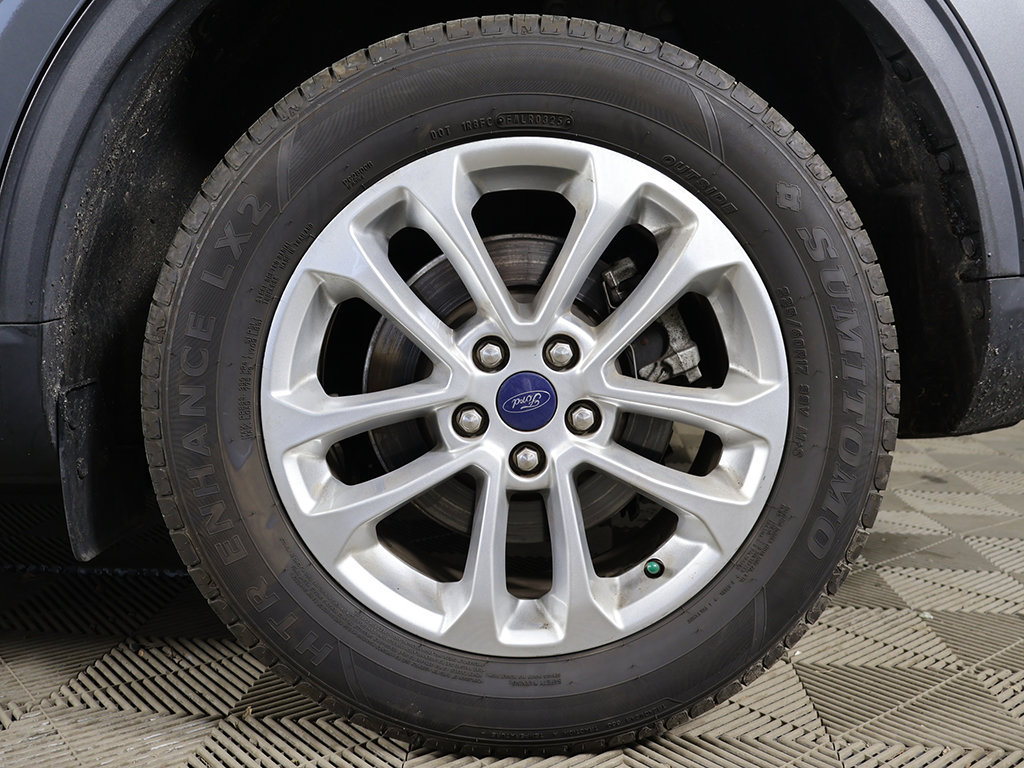 Used 2022 Ford Escape SE w/ Convenience Package FWD image 17