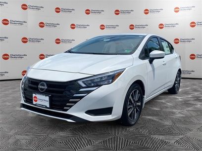 New 2025 Nissan Versa SV w/ Trunk Package