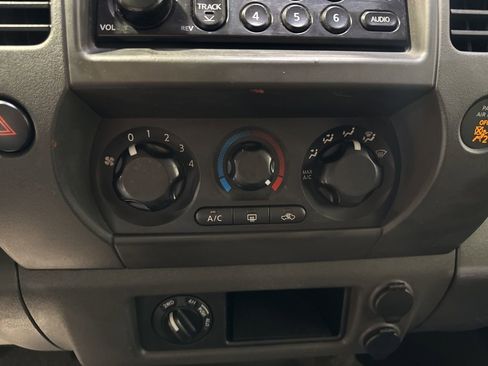 Used 2005 Nissan Xterra S w/ (P01) Power Pkg AWD/4WD image 17