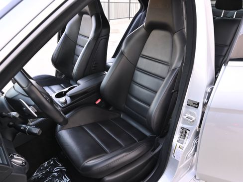 Used 2008 Mercedes-Benz C 63 AMG Sedan image 17
