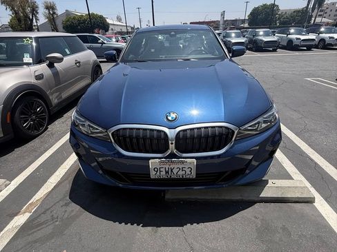 Used 2023 BMW 330i Sedan w/ Parking Assistance Package RWD image 2