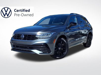 Certified 2022 Volkswagen Tiguan SE R-Line