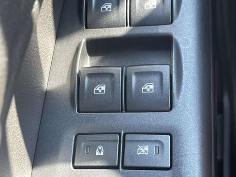 Used 2017 GMC Canyon SLE w/ All Terrain Package AWD/4WD image 25