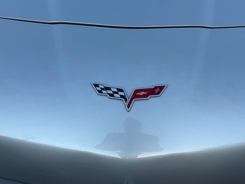 Used 2007 Chevrolet Corvette Convertible w/ Preferred Equipment Group image 8