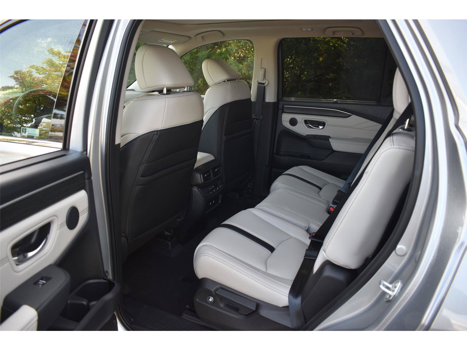 New 2026 Honda Pilot Touring image 30