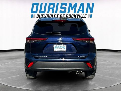 Used 2022 Toyota Highlander XLE image 5