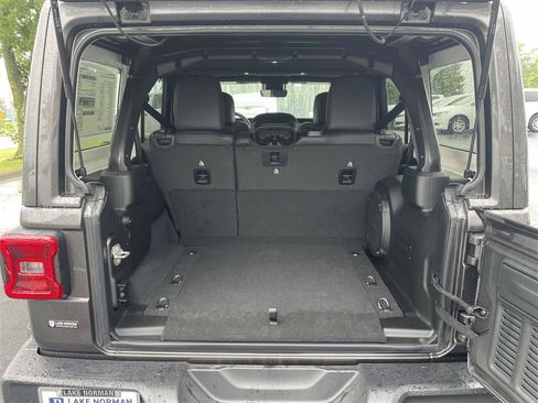 New 2025 Jeep Wrangler Sahara w/ Safety Group image 29