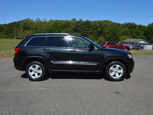 Used 2012 Jeep Grand Cherokee Laredo image 4