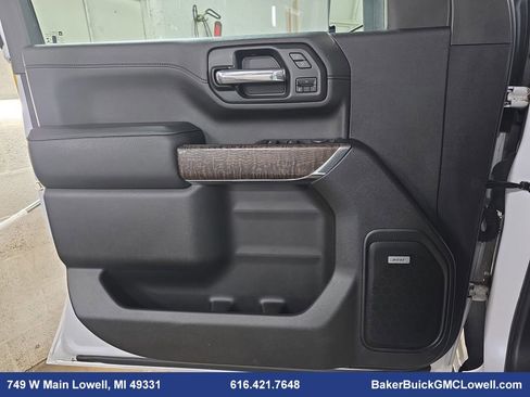 Used 2023 GMC Sierra 2500 Denali w/ Denali Ultimate Package image 25