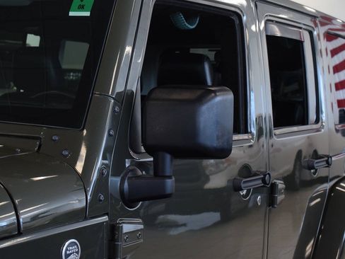 Used 2015 Jeep Wrangler Unlimited Sahara w/ Dual Top Group AWD/4WD image 14