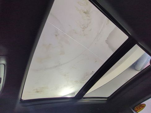 Used 2021 Chevrolet Blazer RS w/ Enhanced Convenience Package image 24