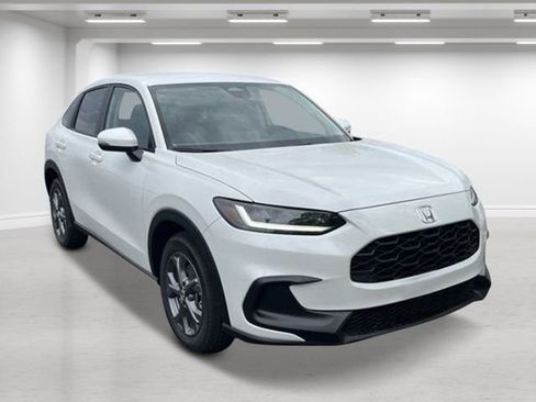 New 2026 Honda HR-V LX image 1