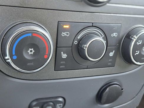 Used 2009 Chevrolet HHR LT w/ LT Preferred Equipment Group image 30