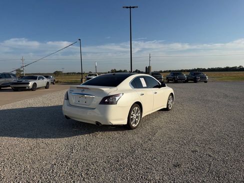 Used 2014 Nissan Maxima 3.5 SV w/ Premium Package FWD image 3