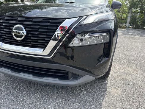 Used 2021 Nissan Rogue SV FWD image 10