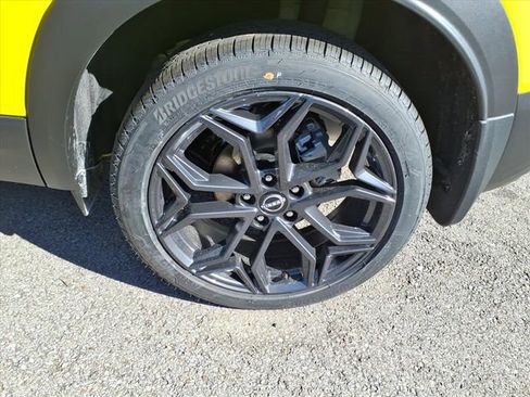 New 2026 Nissan Kicks SR FWD image 4