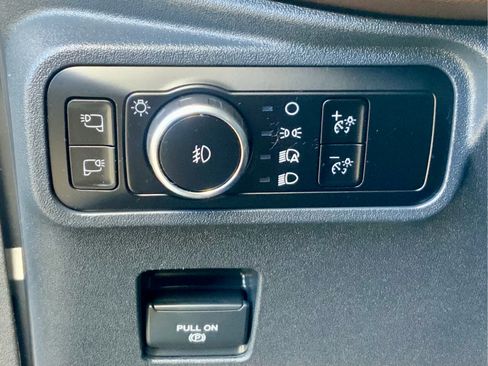 Used 2023 Ford Bronco Outer Banks AWD/4WD image 48
