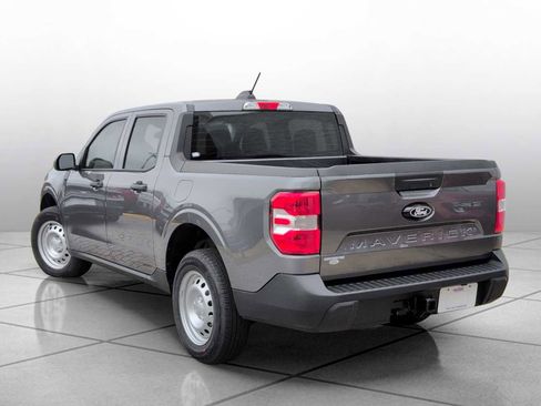 New 2025 Ford Maverick XL image 13