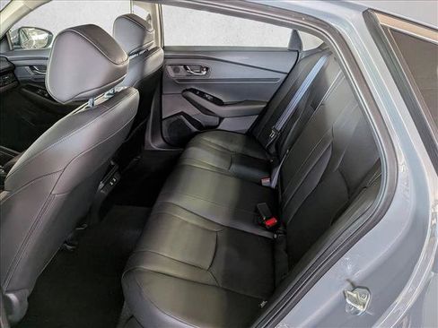 Used 2025 Honda Accord Touring image 19