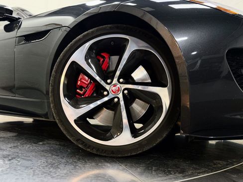 Used 2016 Jaguar F-TYPE R image 11