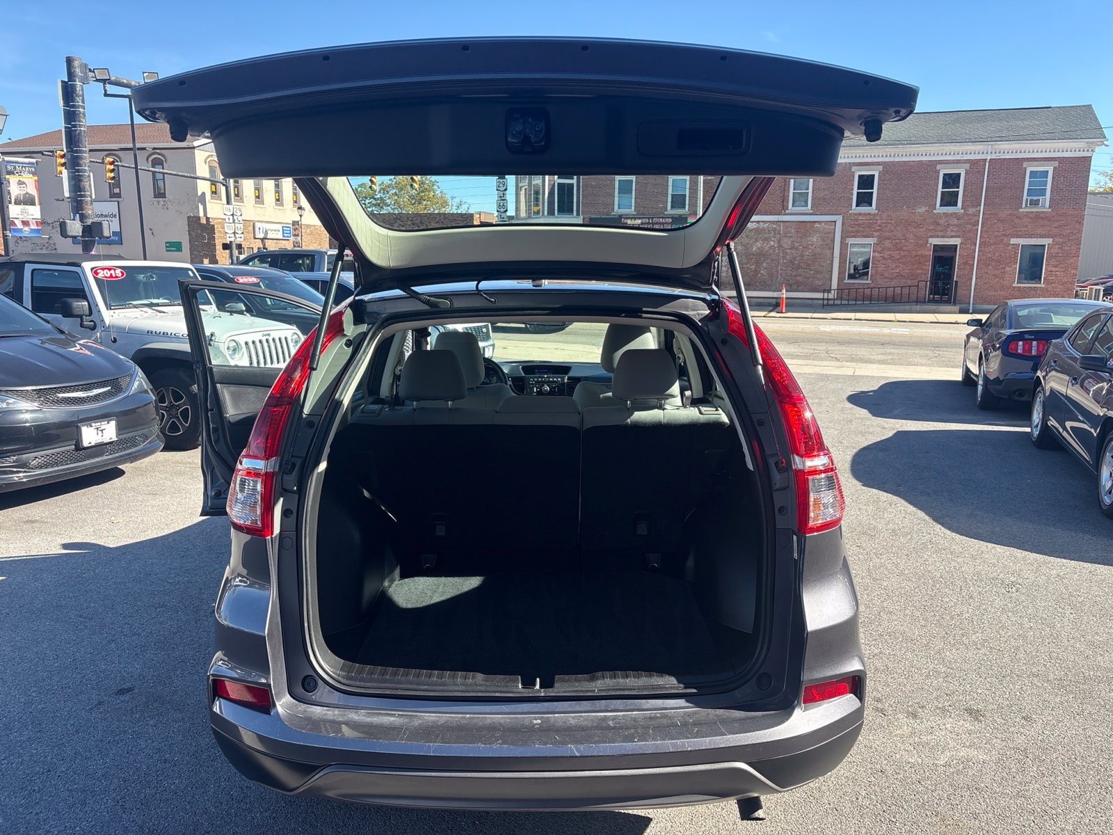 Used 2015 Honda CR-V LX image 14