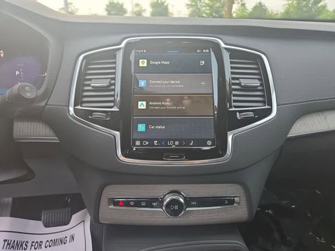 Used 2025 Volvo XC90 T8 Ultra w/ Protection Package Premier image 20