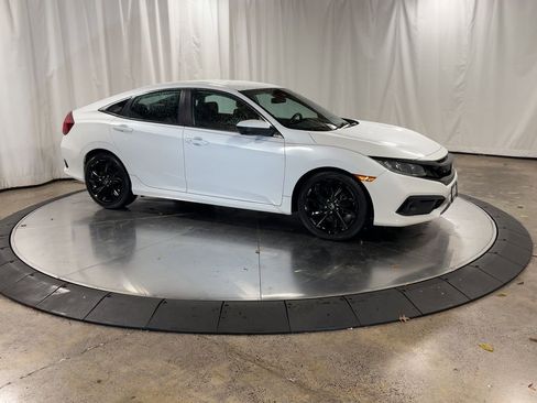 Used 2019 Honda Civic Sport image 3