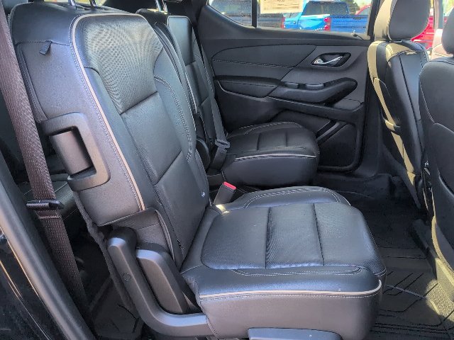 Used 2022 Chevrolet Traverse Premier w/ LPO, Floor Liner Package FWD image 40