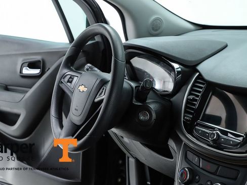Used 2018 Chevrolet Trax LT image 70