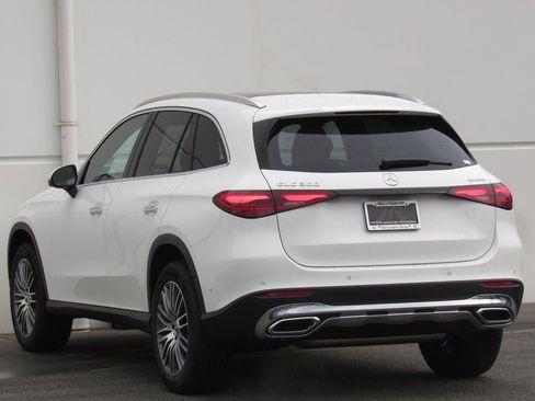 New 2026 Mercedes-Benz GLC 300 4MATIC image 5