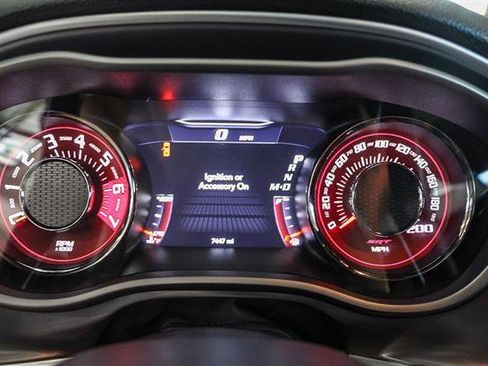 Used 2019 Dodge Challenger SRT Hellcat image 15