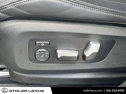 Used 2023 BMW X5 xDrive40i AWD/4WD image 17