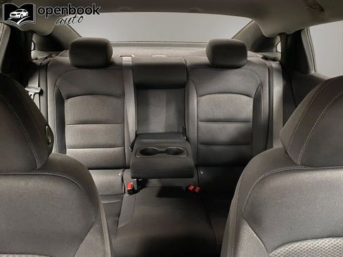 Used 2024 Chevrolet Malibu LT image 14