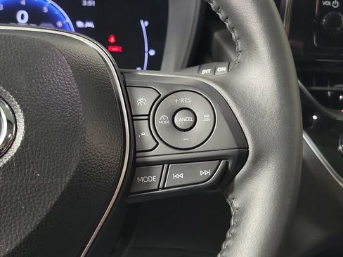 Used 2026 Toyota Corolla Cross LE w/ Moonroof Package FWD image 25