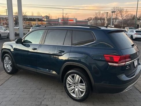 Used 2020 Volkswagen Atlas SE w/ Panoramic Sunroof Package image 10