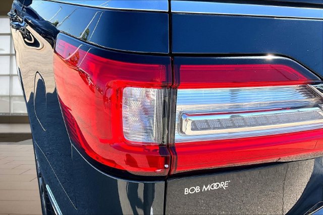 Used 2021 Lincoln Navigator L Reserve w/ Luxury Package AWD/4WD image 30