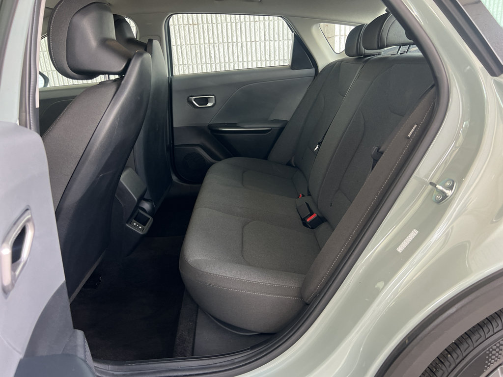 Used 2025 Kia K4 FWD image 19