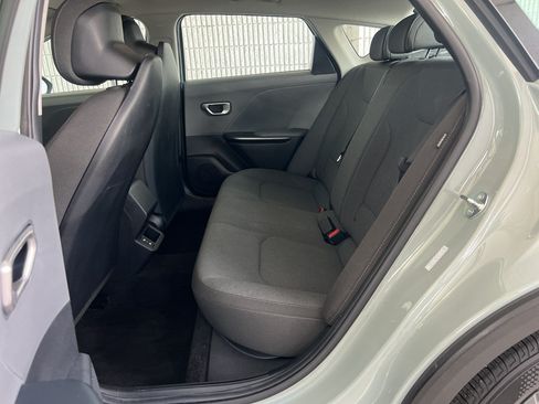Used 2025 Kia K4 FWD image 19