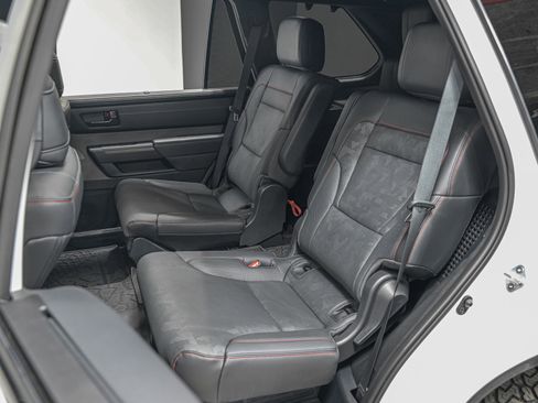 Used 2024 Toyota Sequoia SR5 image 29