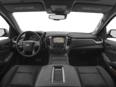 Used 2017 Chevrolet Suburban Premier image 29