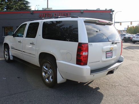 Used 2011 Chevrolet Suburban LTZ image 5