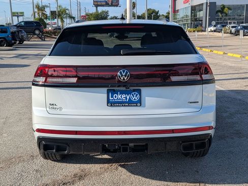 New 2026 Volkswagen Atlas Cross Sport SEL R-Line AWD/4WD image 5