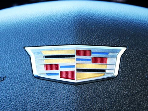 Used 2024 Cadillac XT4 Premium Luxury image 27