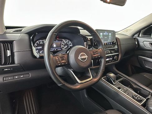 Used 2023 Nissan Pathfinder SL w/ SL Premium Package AWD/4WD image 13