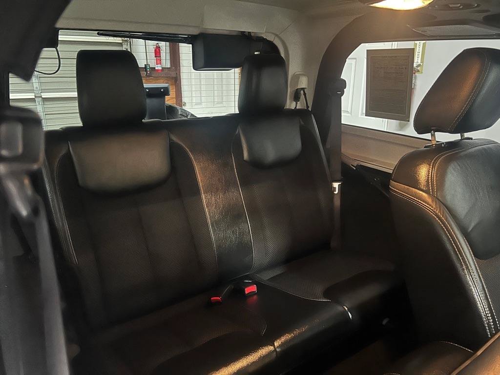 Used 2017 Jeep Wrangler Sahara AWD/4WD image 23