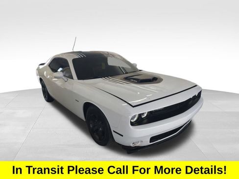 Used 2015 Dodge Challenger R/T Plus RWD image 1