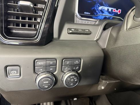 Used 2024 GMC Sierra 2500 AT4 w/ AT4 Premium Plus Package AWD/4WD image 25