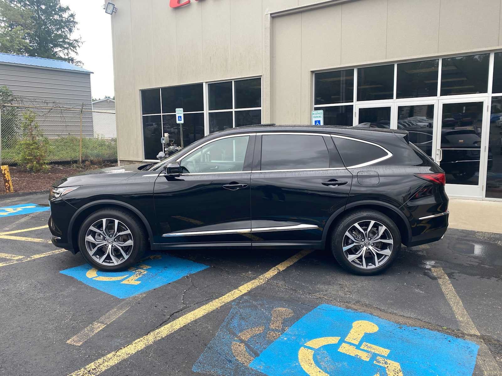 Used 2024 Acura MDX w/ Technology Package AWD/4WD image 18